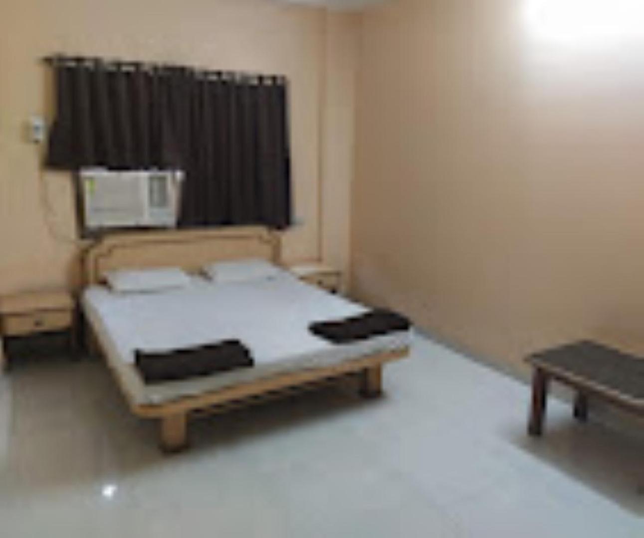 Hotel Pritam Palace , Dhule Exteriér fotografie